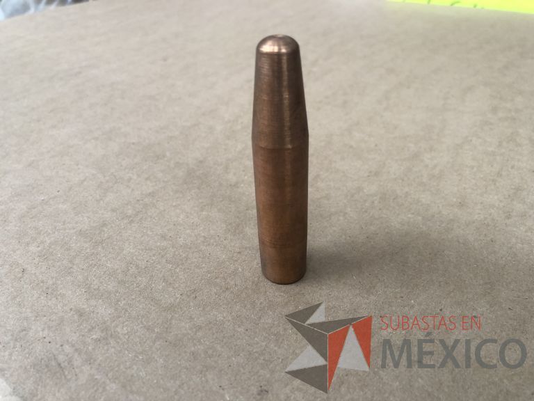 Lote 012 - 2470 Piezas de diferentes materiales (Terminal ojillos, barras de silicón, grano de esmeril, discos depredador, rollos de alambre, limas, bandas, brocas, tarrajas, vidrios, lijas, electrodos, cuchillas, entre otros) - Imagen 185