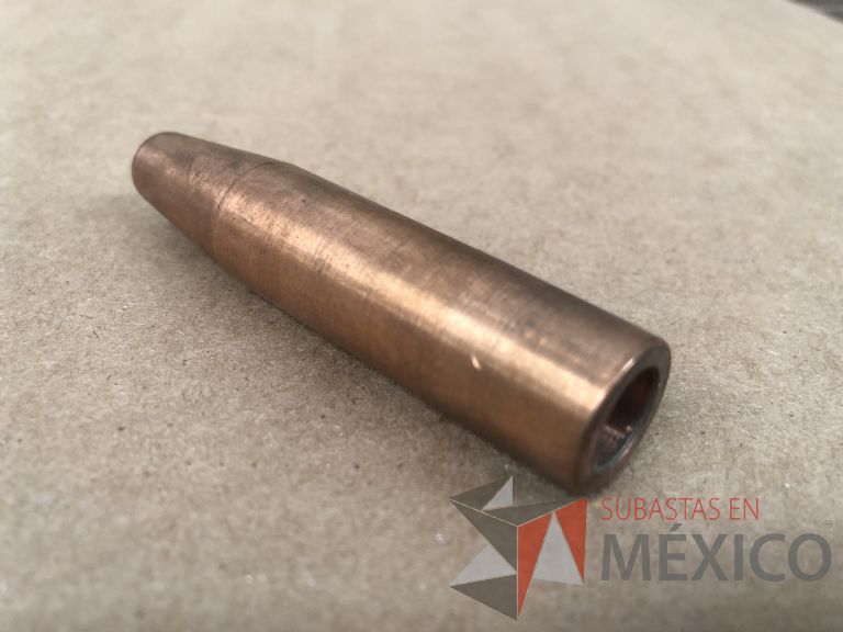Lote 012 - 2470 Piezas de diferentes materiales (Terminal ojillos, barras de silicón, grano de esmeril, discos depredador, rollos de alambre, limas, bandas, brocas, tarrajas, vidrios, lijas, electrodos, cuchillas, entre otros) - Imagen 39