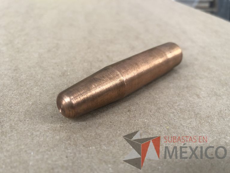 Lote 012 - 2470 Piezas de diferentes materiales (Terminal ojillos, barras de silicón, grano de esmeril, discos depredador, rollos de alambre, limas, bandas, brocas, tarrajas, vidrios, lijas, electrodos, cuchillas, entre otros) - Imagen 38