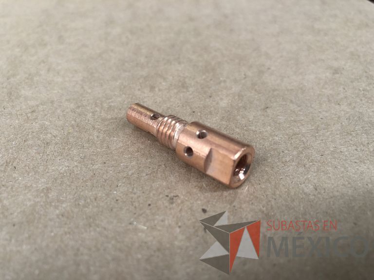 Lote 012 - 2470 Piezas de diferentes materiales (Terminal ojillos, barras de silicón, grano de esmeril, discos depredador, rollos de alambre, limas, bandas, brocas, tarrajas, vidrios, lijas, electrodos, cuchillas, entre otros) - Imagen 50