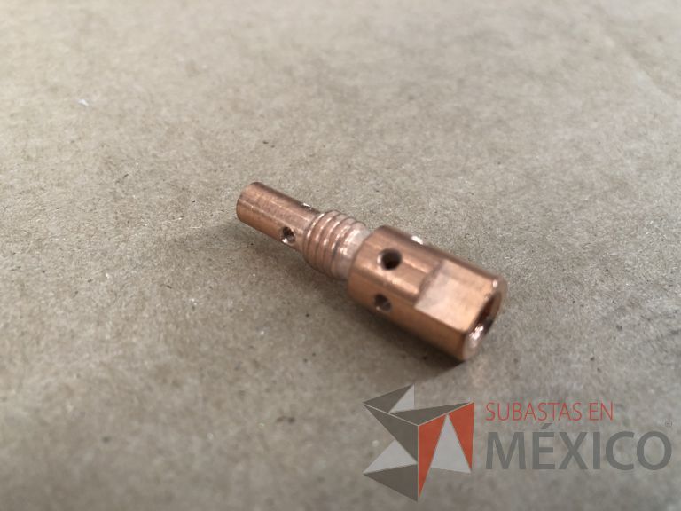 Lote 012 - 2470 Piezas de diferentes materiales (Terminal ojillos, barras de silicón, grano de esmeril, discos depredador, rollos de alambre, limas, bandas, brocas, tarrajas, vidrios, lijas, electrodos, cuchillas, entre otros) - Imagen 48