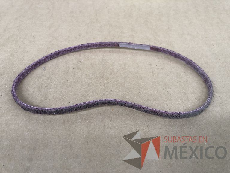 Lote 012 - 2470 Piezas de diferentes materiales (Terminal ojillos, barras de silicón, grano de esmeril, discos depredador, rollos de alambre, limas, bandas, brocas, tarrajas, vidrios, lijas, electrodos, cuchillas, entre otros) - Imagen 46