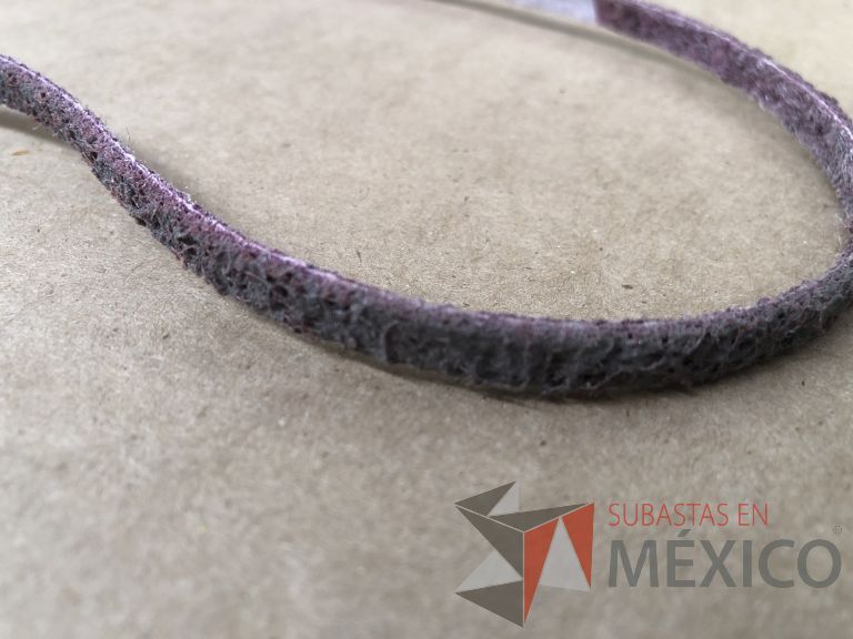 Lote 012 - 2470 Piezas de diferentes materiales (Terminal ojillos, barras de silicón, grano de esmeril, discos depredador, rollos de alambre, limas, bandas, brocas, tarrajas, vidrios, lijas, electrodos, cuchillas, entre otros) - Imagen 233
