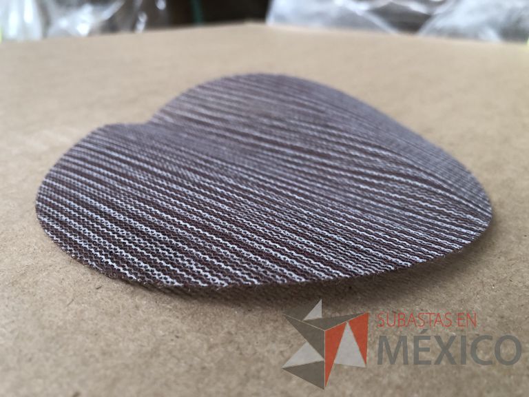Lote 012 - 2470 Piezas de diferentes materiales (Terminal ojillos, barras de silicón, grano de esmeril, discos depredador, rollos de alambre, limas, bandas, brocas, tarrajas, vidrios, lijas, electrodos, cuchillas, entre otros) - Imagen 280