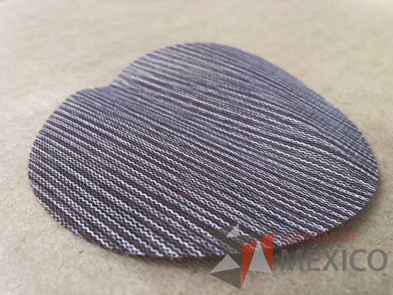 Lote 012 - 2470 Piezas de diferentes materiales (Terminal ojillos, barras de silicón, grano de esmeril, discos depredador, rollos de alambre, limas, bandas, brocas, tarrajas, vidrios, lijas, electrodos, cuchillas, entre otros) - Imagen 263