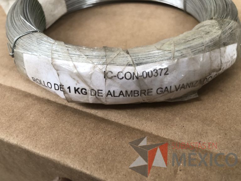 Lote 012 - 2470 Piezas de diferentes materiales (Terminal ojillos, barras de silicón, grano de esmeril, discos depredador, rollos de alambre, limas, bandas, brocas, tarrajas, vidrios, lijas, electrodos, cuchillas, entre otros) - Imagen 273