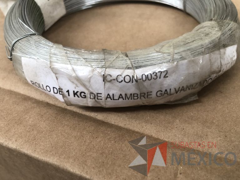 Lote 012 - 2470 Piezas de diferentes materiales (Terminal ojillos, barras de silicón, grano de esmeril, discos depredador, rollos de alambre, limas, bandas, brocas, tarrajas, vidrios, lijas, electrodos, cuchillas, entre otros) - Imagen 274