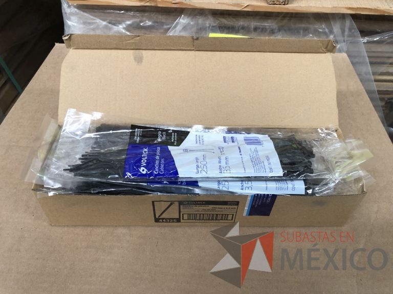Lote 012 - 2470 Piezas de diferentes materiales (Terminal ojillos, barras de silicón, grano de esmeril, discos depredador, rollos de alambre, limas, bandas, brocas, tarrajas, vidrios, lijas, electrodos, cuchillas, entre otros) - Imagen 236