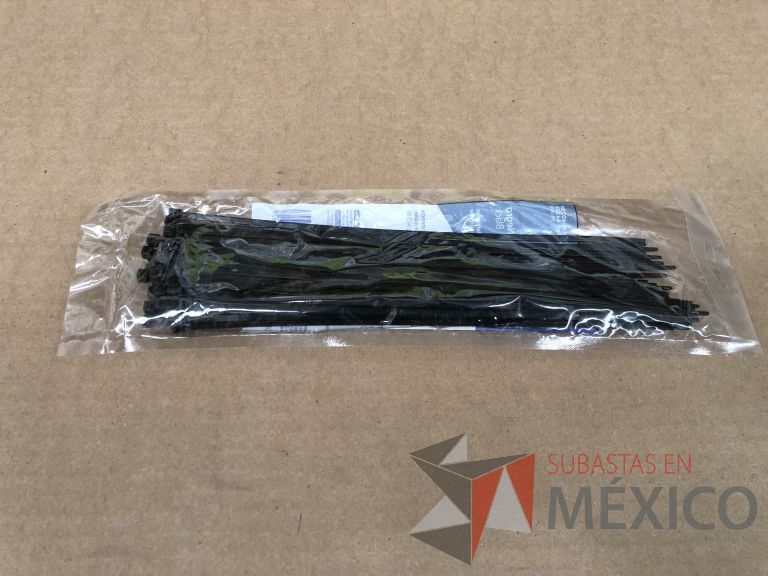 Lote 012 - 2470 Piezas de diferentes materiales (Terminal ojillos, barras de silicón, grano de esmeril, discos depredador, rollos de alambre, limas, bandas, brocas, tarrajas, vidrios, lijas, electrodos, cuchillas, entre otros) - Imagen 348