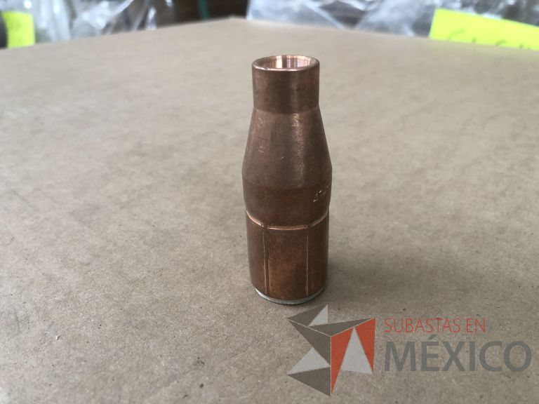 Lote 012 - 2470 Piezas de diferentes materiales (Terminal ojillos, barras de silicón, grano de esmeril, discos depredador, rollos de alambre, limas, bandas, brocas, tarrajas, vidrios, lijas, electrodos, cuchillas, entre otros) - Imagen 256
