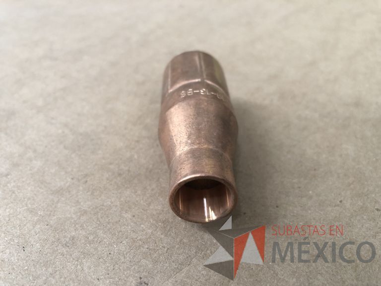 Lote 012 - 2470 Piezas de diferentes materiales (Terminal ojillos, barras de silicón, grano de esmeril, discos depredador, rollos de alambre, limas, bandas, brocas, tarrajas, vidrios, lijas, electrodos, cuchillas, entre otros) - Imagen 253