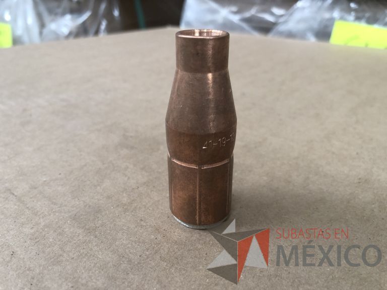Lote 012 - 2470 Piezas de diferentes materiales (Terminal ojillos, barras de silicón, grano de esmeril, discos depredador, rollos de alambre, limas, bandas, brocas, tarrajas, vidrios, lijas, electrodos, cuchillas, entre otros) - Imagen 237