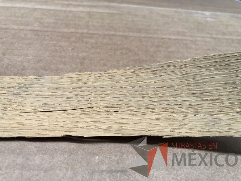 Lote 009 - 1250 mts Chapas madera NAV SANTORINI hoja 640 mm x 2500 mm