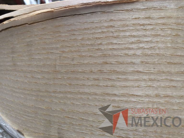 Lote 010 - 232 Piezas de diferentes materiales (Chapas de madera, aglomerados y MDF) - Imagen 24