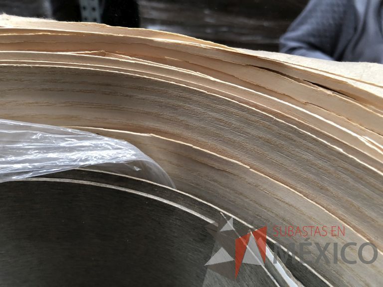 Lote 010 - 232 Piezas de diferentes materiales (Chapas de madera, aglomerados y MDF) - Imagen 10
