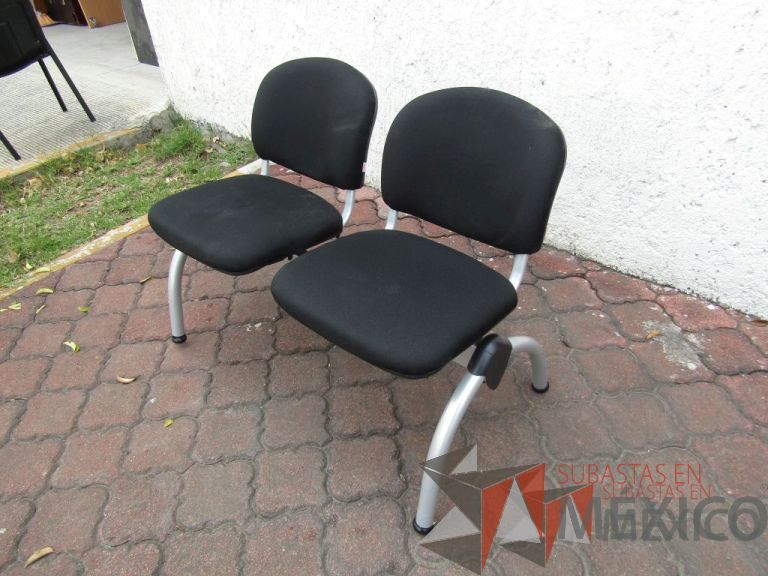 Lote 039 - Banca de espera de 2 plazas, asiento y respaldo en tela color negro - Imagen 7