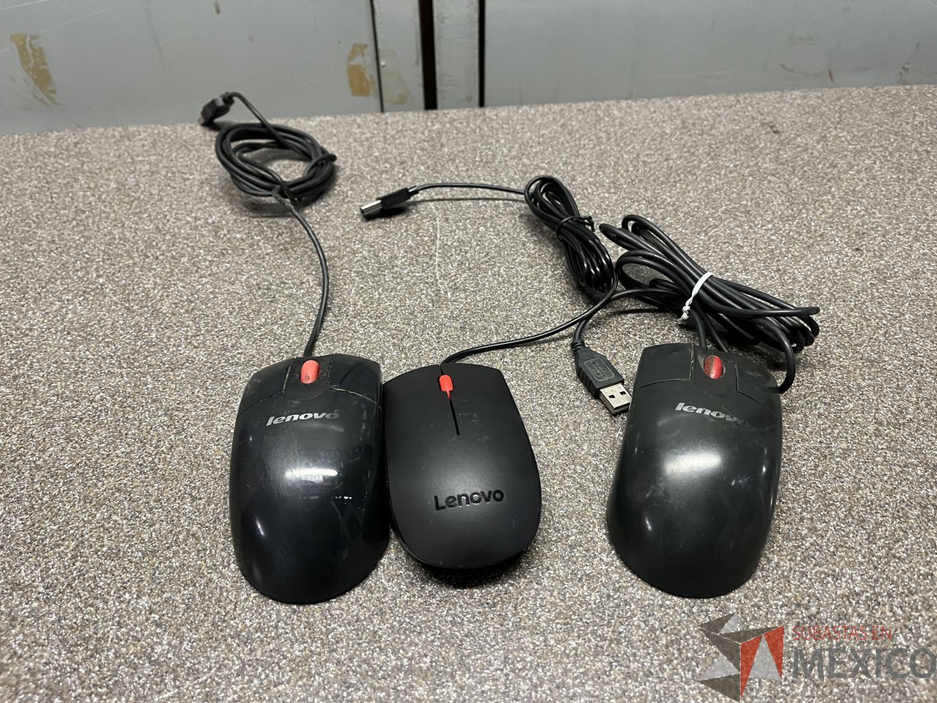 Lote 047 - 13 Mouse, 56 Impresoras térmicas, 72 Teclados, 18 Teclados ITP, 12 Impresoras de matriz de punto, 6 Porta pin pad y 3 Pin Pad - Imagen 3