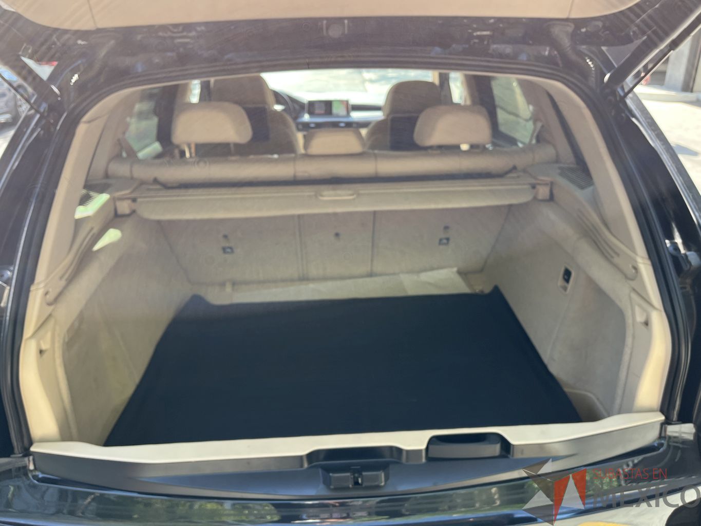 Lote 001 - Camioneta BMW X5 xDrive50iA Security Automático 2015 (Nivel de resistencia VR4) - Imagen 25