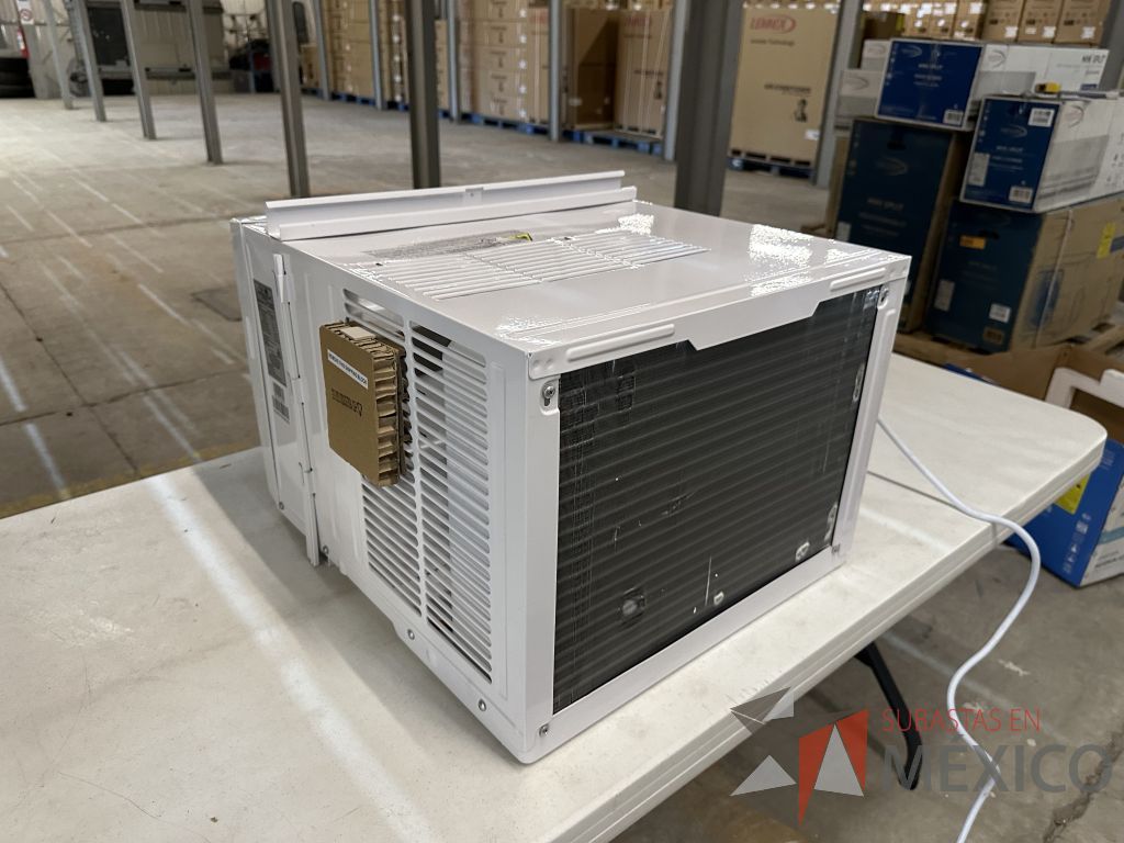 Lote 032 - Aire Acondicionado tipo Ventana NEOAIRE, Modelo: NAW122M20, 12000 BTU, 230v - Imagen 17