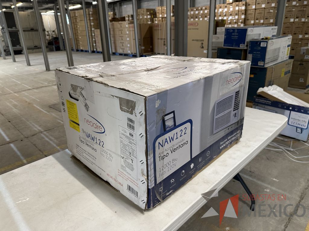 Lote 043 - Aire Acondicionado tipo Ventana NEOAIRE, Modelo: NAW122, 12000 BTU, 220v - Imagen 7