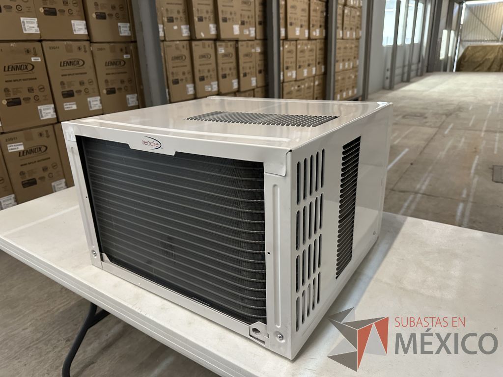 Lote 024 - Equipo de Aire Acondicionado tipo ventana Neoaire NAW122, 1 Ton, Frío, 220 Volts - Imagen 3