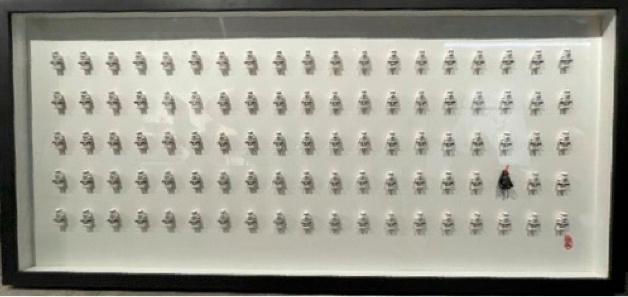 Lote 043 - The dark side - Gabriela Buenrostro - Instalación de figuras de Lego