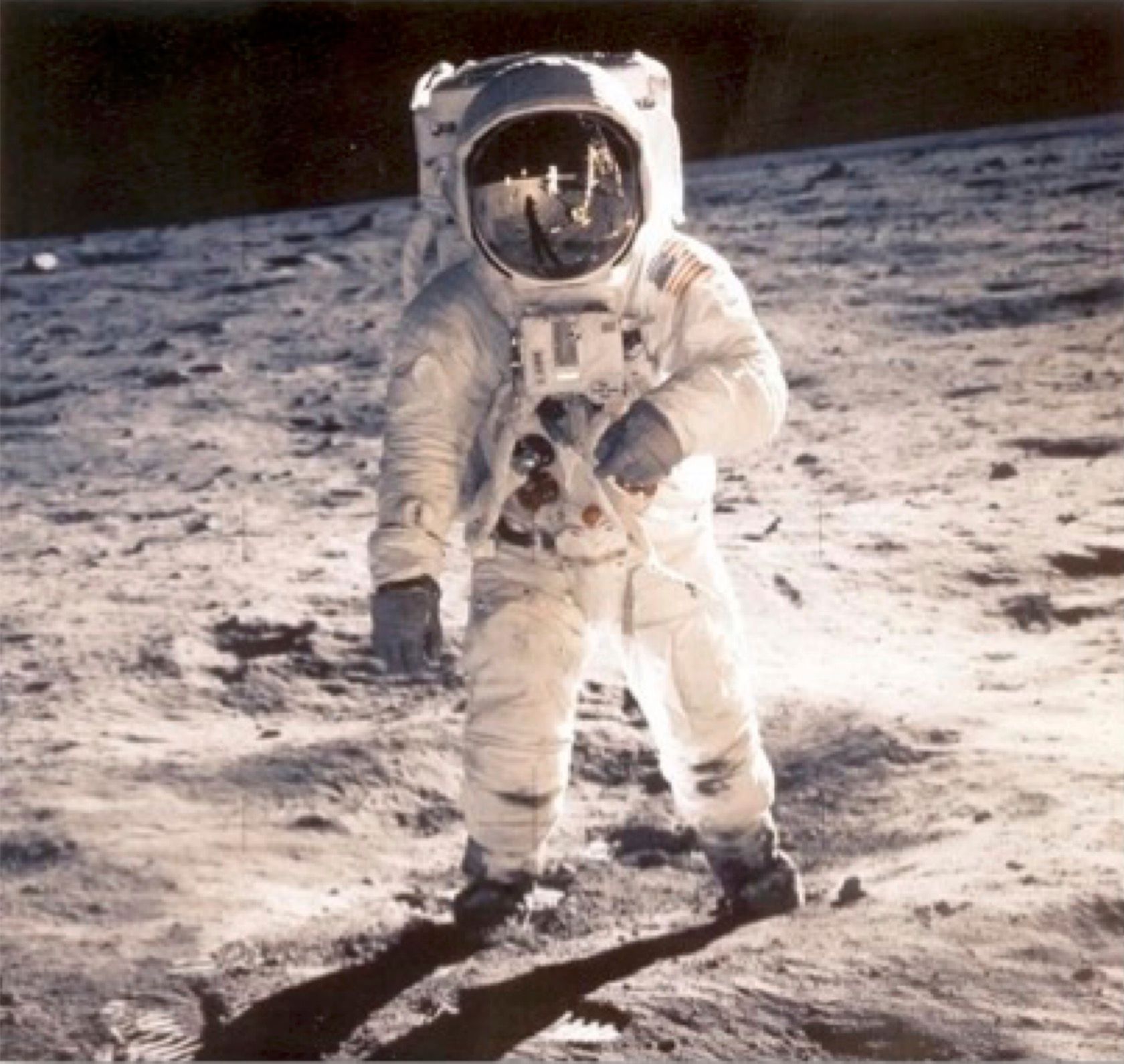 Lote 047 - Llegada ala Luna, fotografía de Buz Aldrín - Fotografía histórica, edición especial