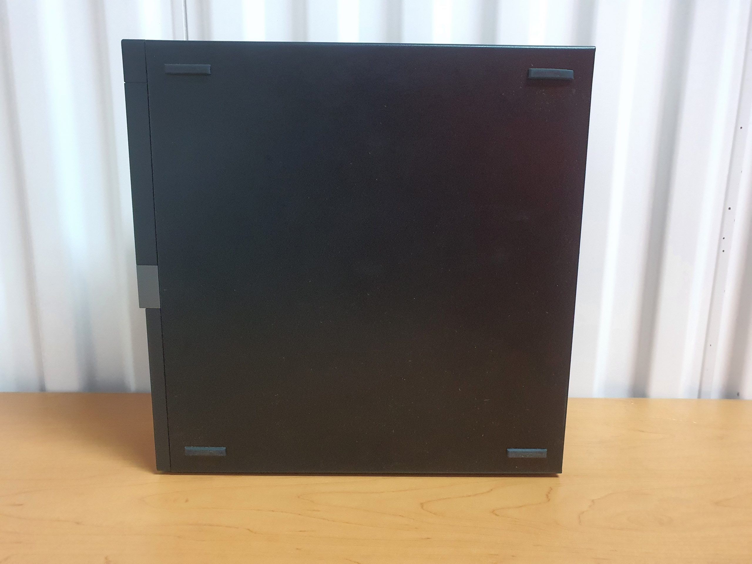 Lote 319 - 50 Computadoras de Escritorios de Alto Rendimiento marca Dell Optiplex 5055 SFF, 16 GB RAM, Disco duro de 500 GB y Monitor DELL 24″ - Imagen 5