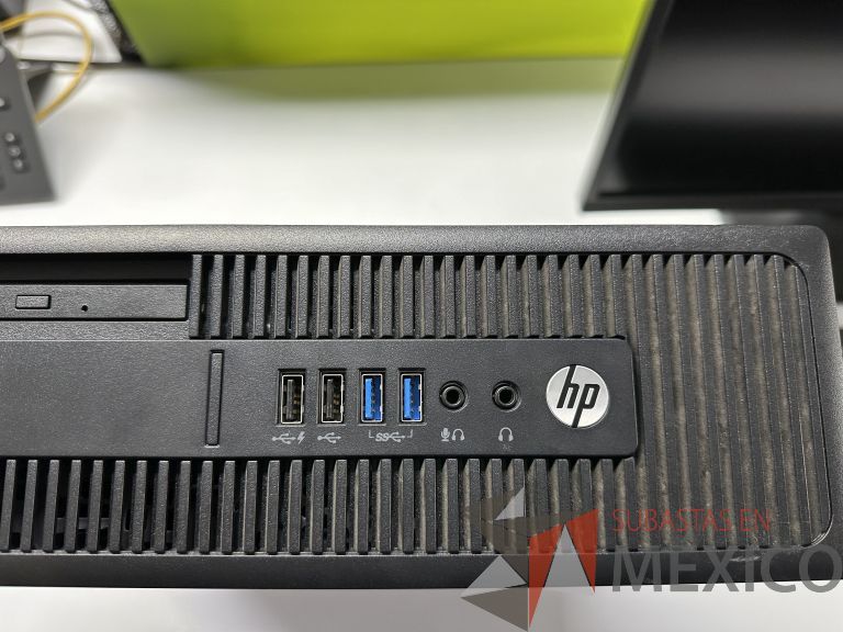 Lote 001 - Computadora de Escritorio de Alto Rendimiento marca HP EliteDesk 705 G3 SFF con 16 GB RAM, 500 GB Disco Duro y Monitor HP de 24" de alta resolución V244h - Imagen 3