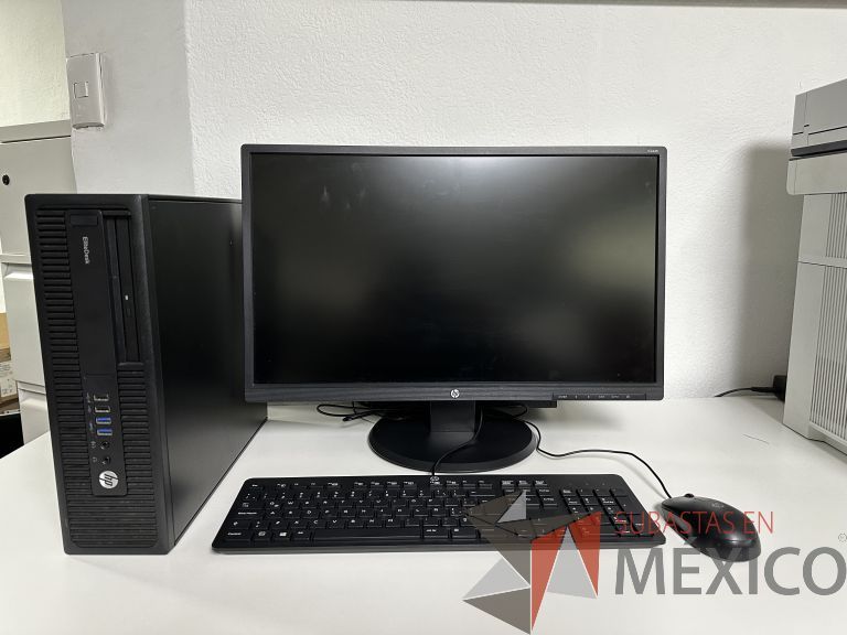 Lote 001 - Computadora de Escritorio de Alto Rendimiento marca HP EliteDesk 705 G3 SFF con 16 GB RAM, 500 GB Disco Duro y Monitor HP de 24" de alta resolución V244h