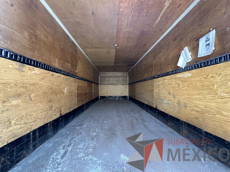 Lote 001 - Camión International 4300, Caja Seca con Hidro Rampa, Año 2016, 372,162 Km - Imagen 20