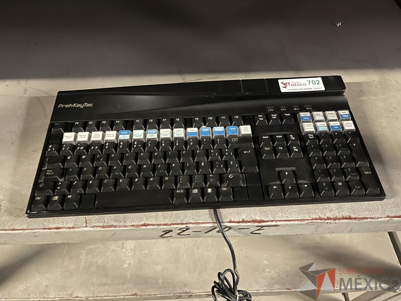 Lote 016 - Lote con 26 Teclados ITP, 7 Candados para laptop, 25 UPS, etc... - Imagen 19