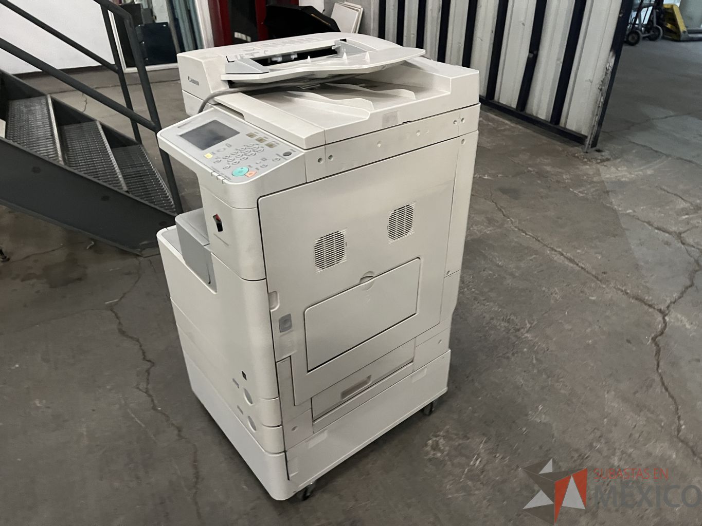 Lote 012 - Lote con 37 Artículos, Access point, Firewall, Conmutador, Tapetes, etc... - Imagen 67