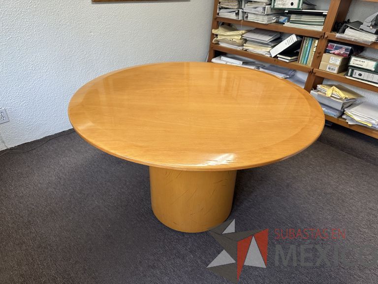 Lote 001 - Mesa para sala de juntas redonda para 6 personas - Imagen 5