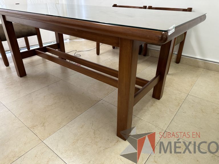 Lote 037 - Mesa de sala de juntas para 6 personas con cubierta de cristal - Imagen 3