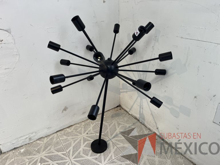 Lote 013 - Lámpara de techo para 19 focos color negro - Imagen 7