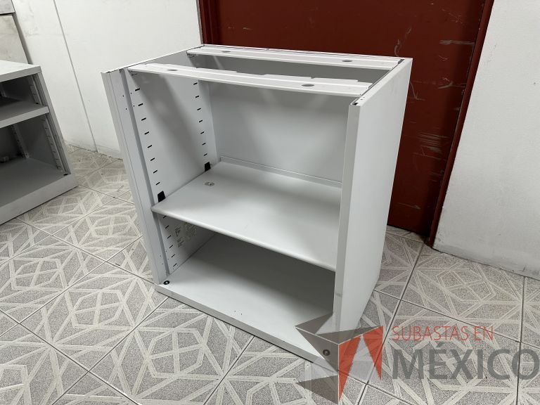 Lote 007 - 19 Estructuras de gabinete con 1 entrepaño sin tapa - Imagen 2