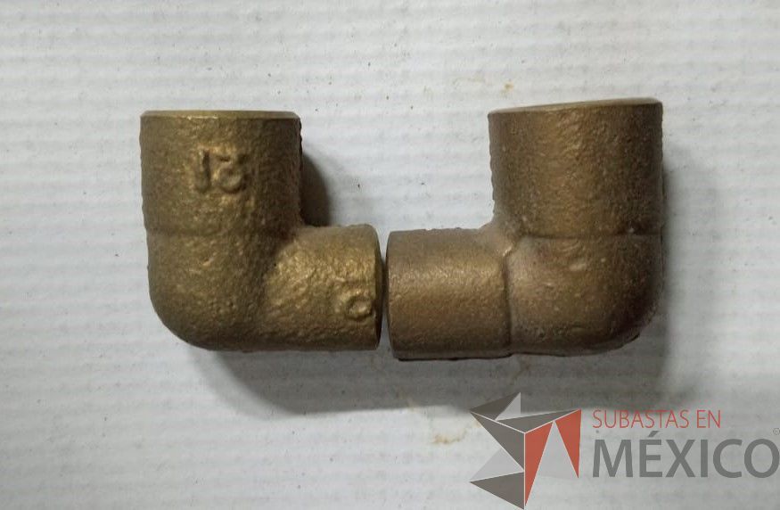 Lote 009 - Lote de plomeria con 4,481 piezas (Tee, Codos, Tapones, reducciones, puntas, etc...) - Imagen 8