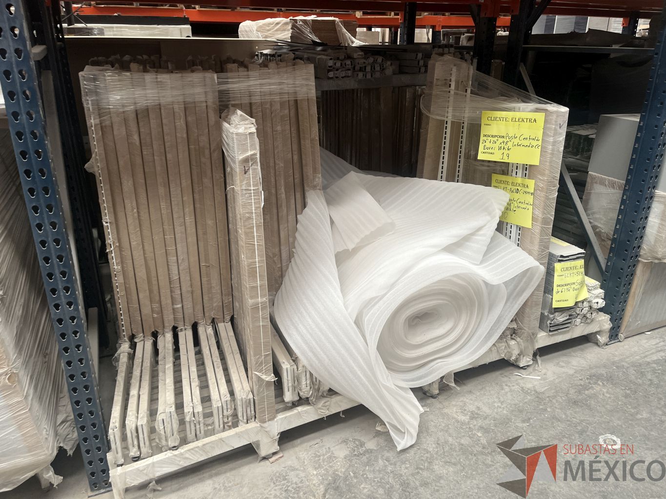 Lote 150 - Conjunto de góndola para equipo electrónico - Imagen 11