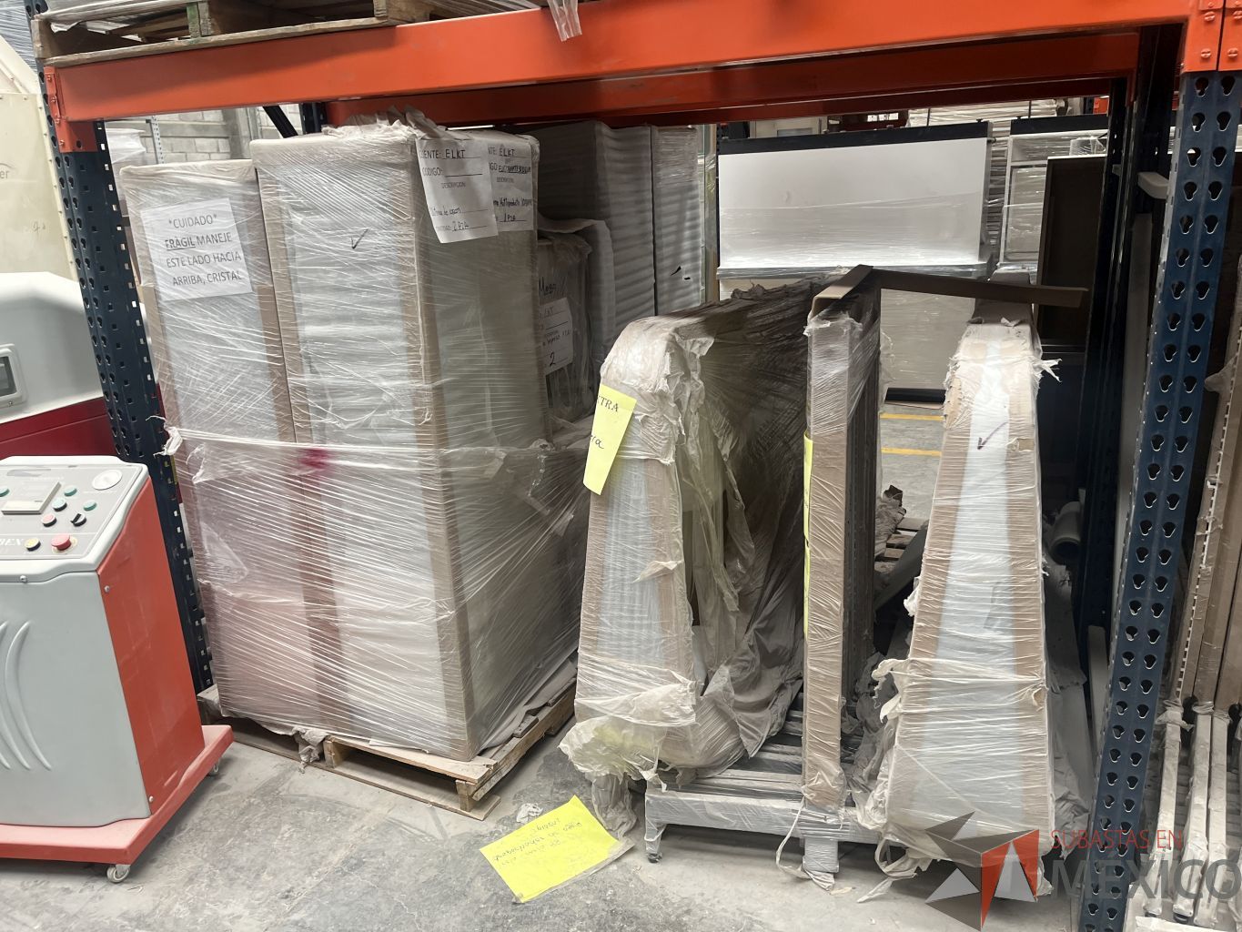 Lote 150 - Conjunto de góndola para equipo electrónico - Imagen 12