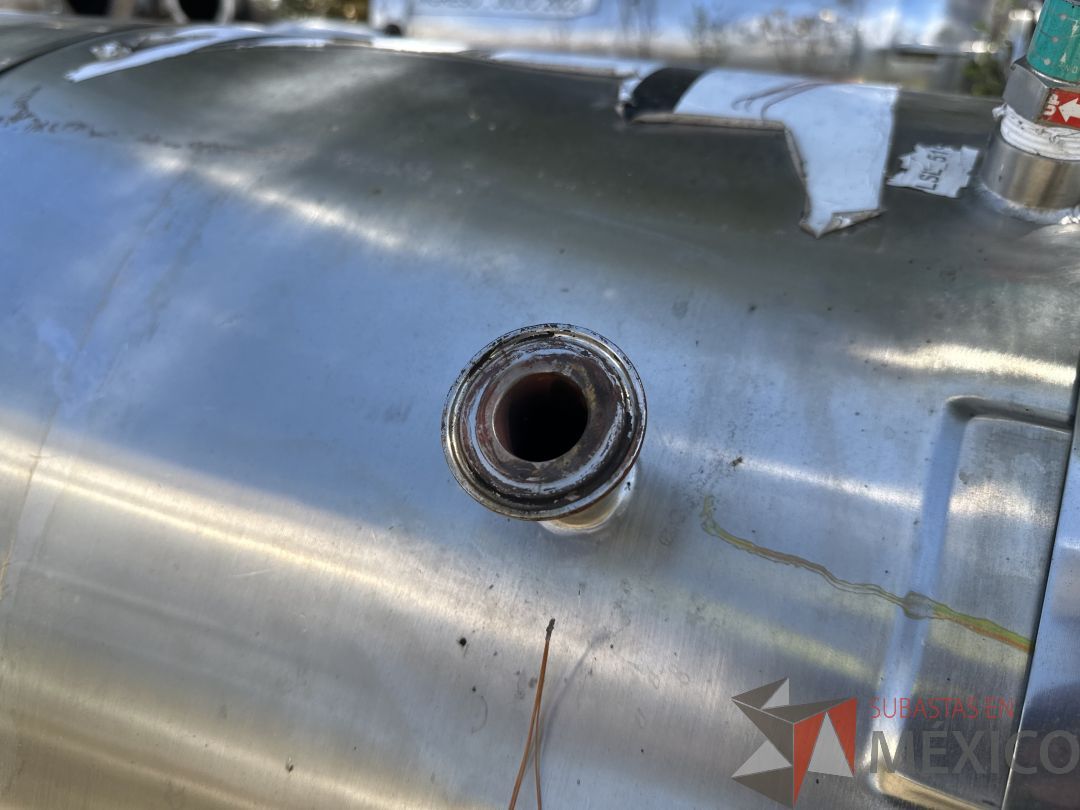 Lote 149 - Tanque de acero inoxidable -80 cm de diámetro x 160 cm de altura - Imagen 5