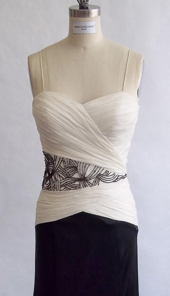 Lote 001 - Vestido de fiesta, Talle largo Falda trompeta, Nuevo - Imagen 2