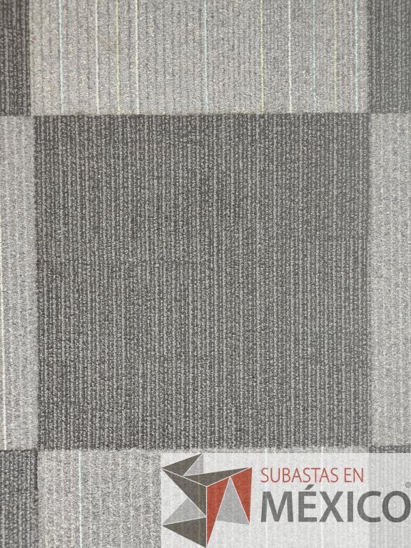 Lote 001 - Lote de 1000 m2 de alfombra modular de uso rudo, 50x50 cm - Imagen 3