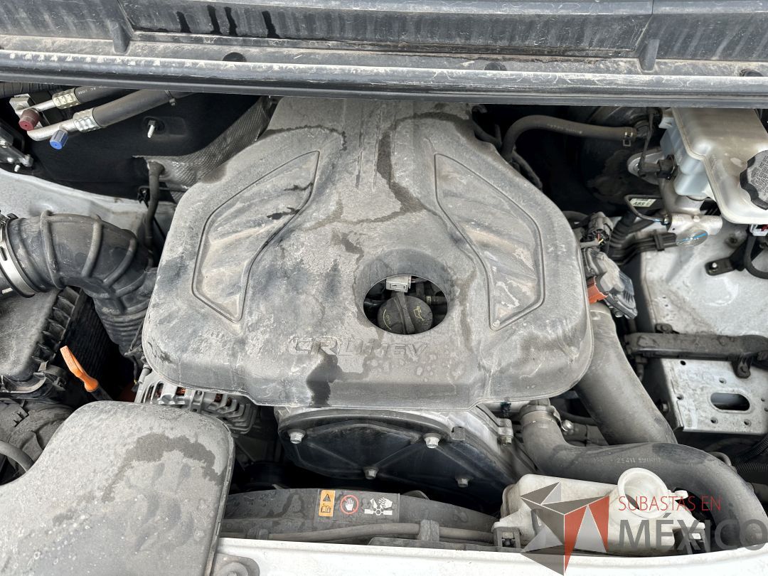 Lote 003 - Camioneta HYUNDAI H350, Año 2021, 108,950 km - Imagen 9