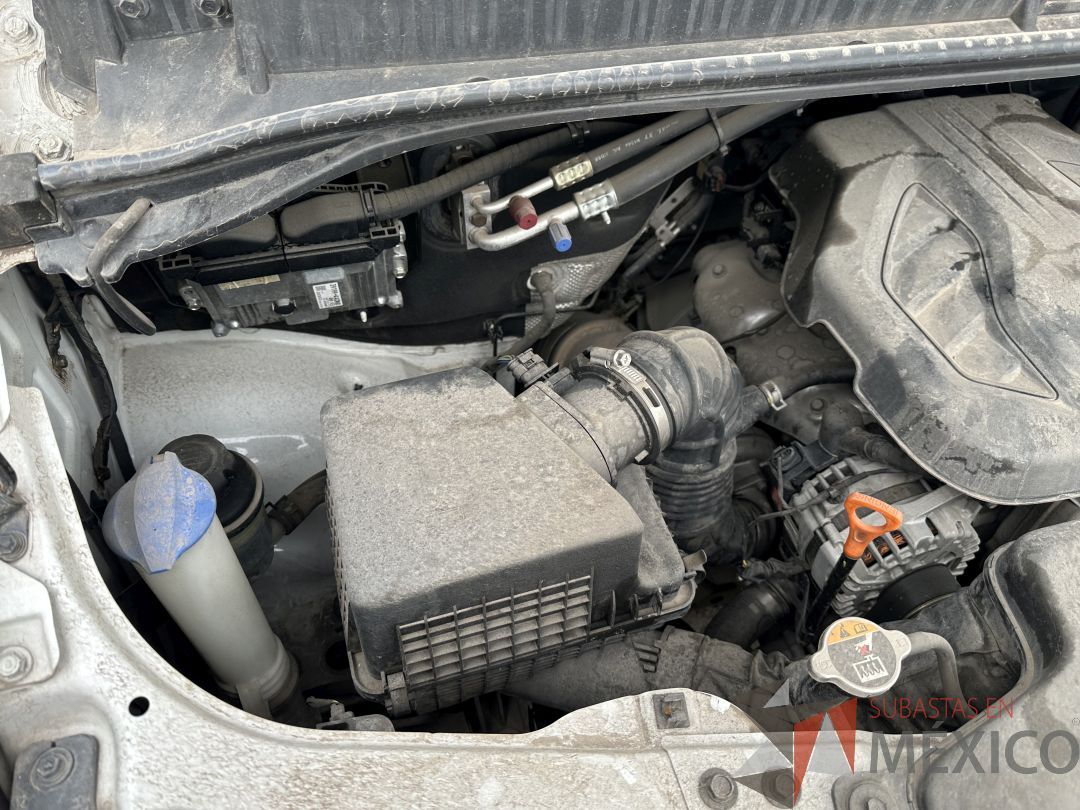 Lote 003 - Camioneta HYUNDAI H350, Año 2021, 108,950 km - Imagen 10
