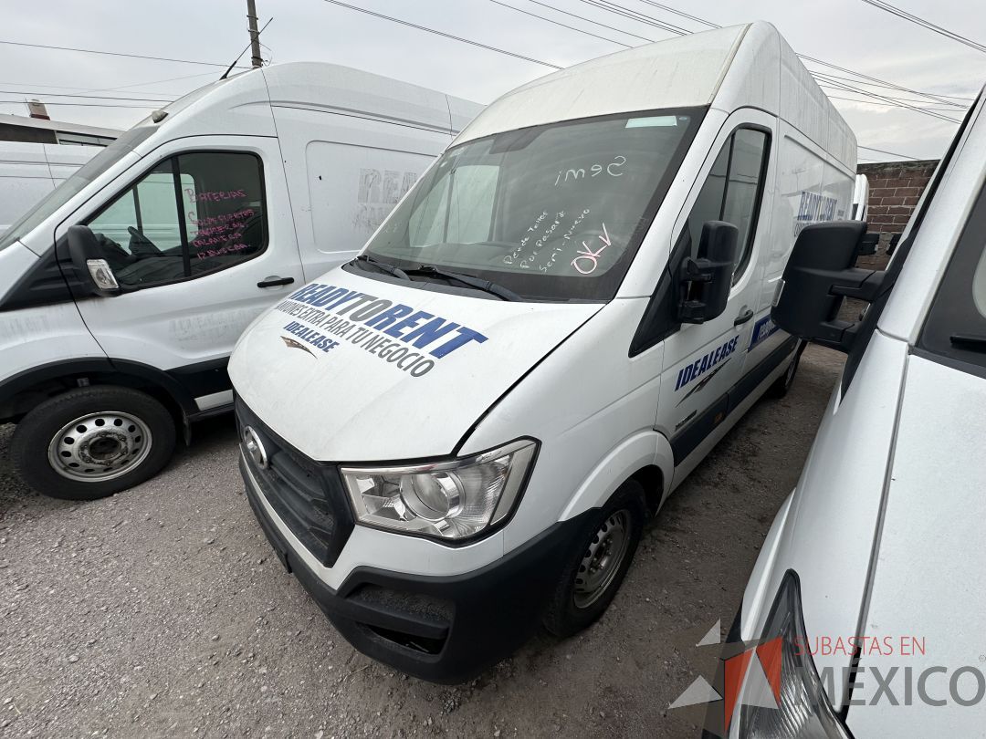 Lote 003 - Camioneta HYUNDAI H350, Año 2021, 108,950 km - Imagen 2