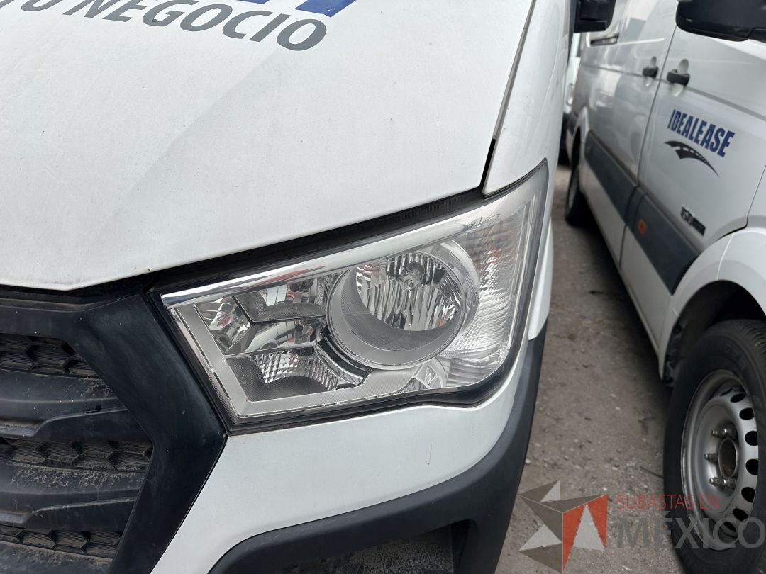 Lote 003 - Camioneta HYUNDAI H350, Año 2021, 108,950 km - Imagen 18