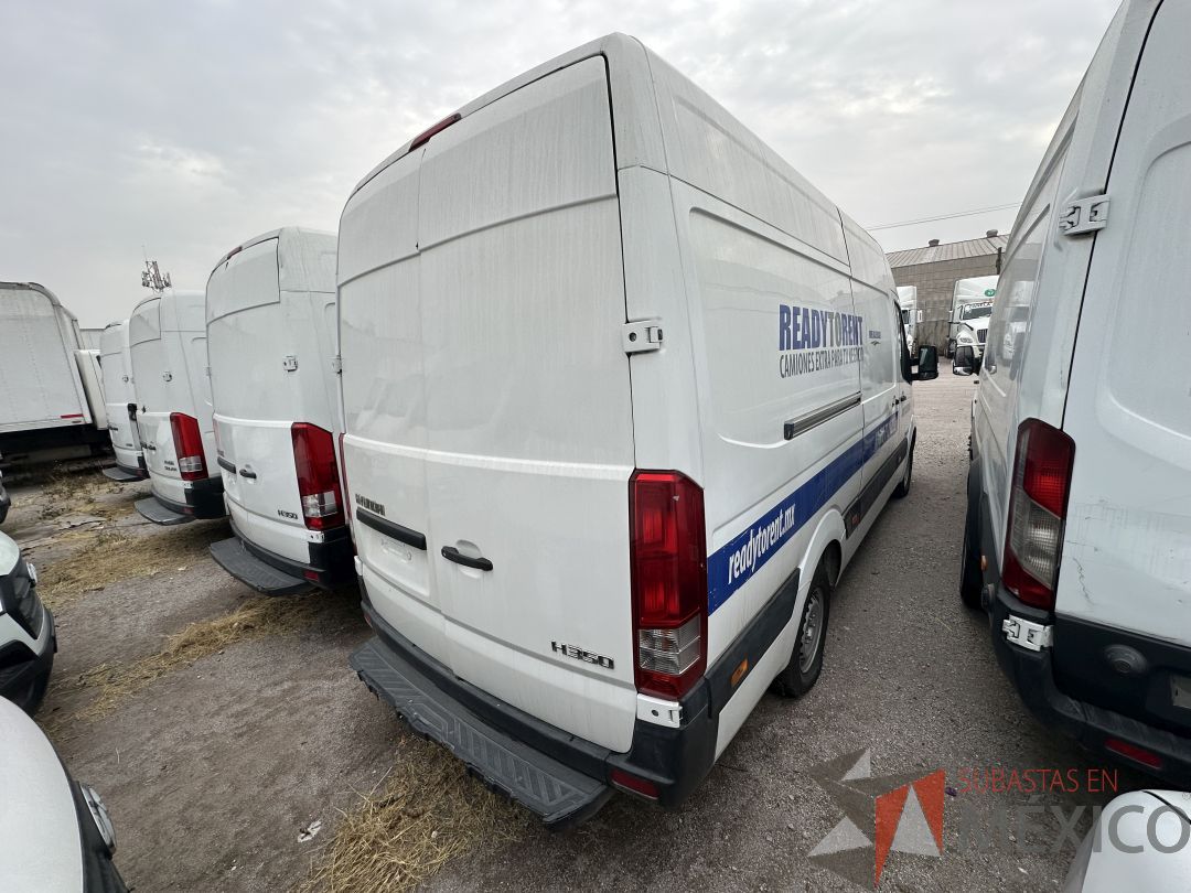 Lote 003 - Camioneta HYUNDAI H350, Año 2021, 108,950 km - Imagen 4