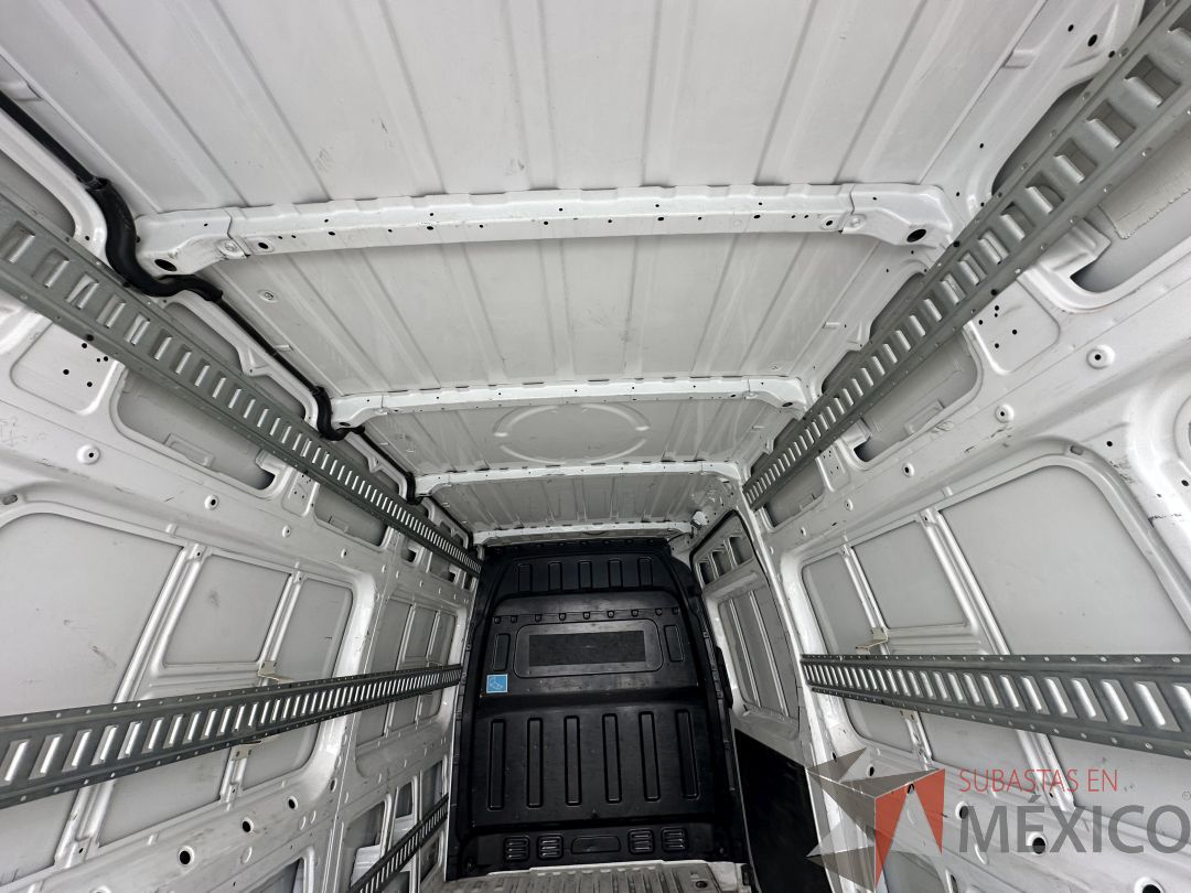 Lote 003 - Camioneta HYUNDAI H350, Año 2021, 108,950 km - Imagen 36