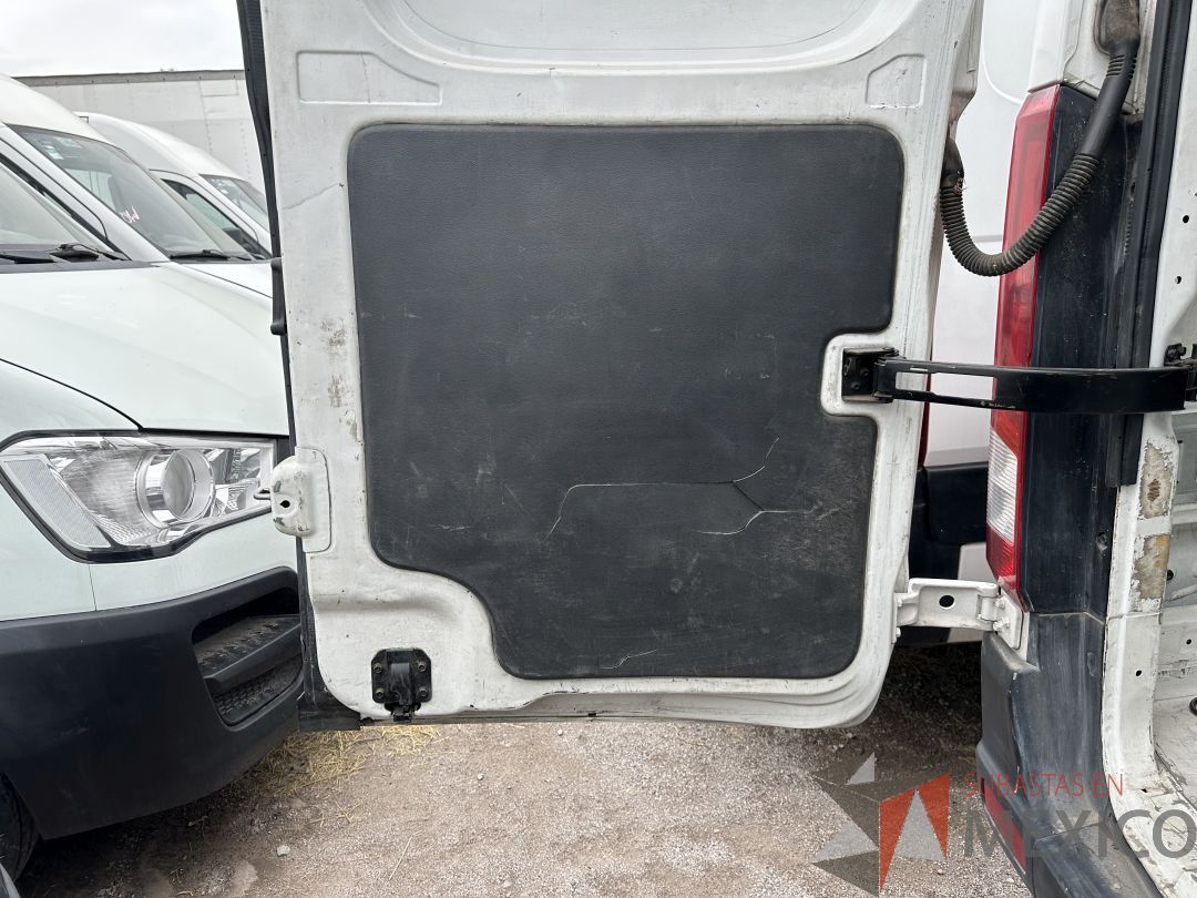 Lote 003 - Camioneta HYUNDAI H350, Año 2021, 108,950 km - Imagen 39